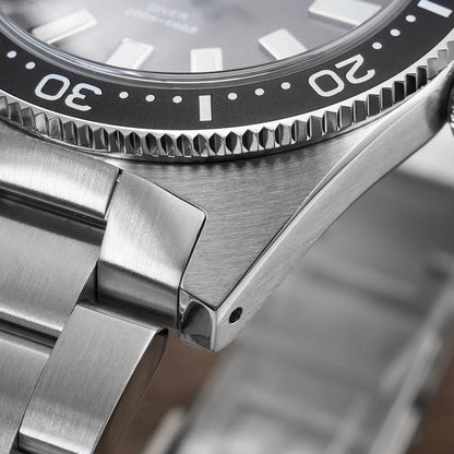 Watchdives Wd1965 V2 Fashion Quartz Wristwatches Vh31 Sapphire Man Watches Luxury Stainless Steel 200M Waterproof Diver Watch