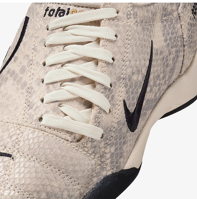 Zapatillas deportivas retro de caña baja Nike Authentic Total 90 SE para mujer IB4204-100
