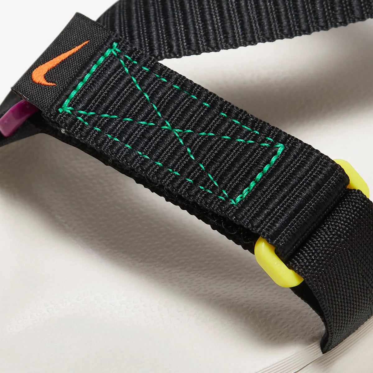 Nike eredeti Vista szandál férfi és női sportos, könnyű, lélegző szandál FN9327-001