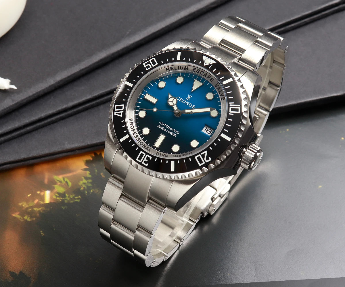 Cronos Automatic Diving Watch Stainless Steel 2000 Meters Water Resistance Professional Diver NH35 L6009M