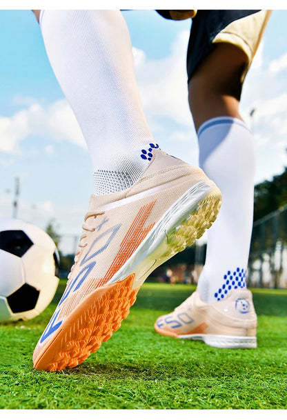 Ultralight Outdoor Sport Men's Soccer Shoes Training Football Sneakers for Youth Turf Soccer Cleats Cleats Non-Slip