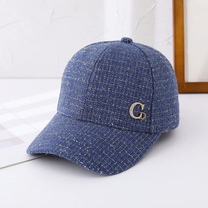 Baseballkappe mit Metall-M-Aufnäher, schwarz, elegante Herrenkappe, leichte, verstellbare Sonnenkappe für Damen