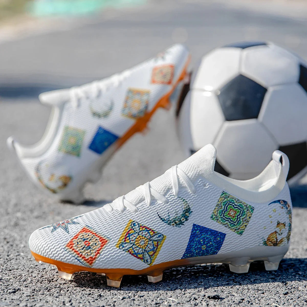 Lawn Nails Wear-resistant Professional Football Shoes Multi-color Grip Strong Balance Summer Outdoor Football Training Shoes