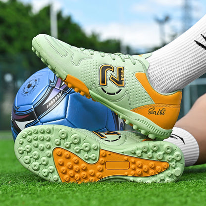 TF/FG launches new professional, personalized and fashionable football sports shoes, comfortable and breathable sports shoes