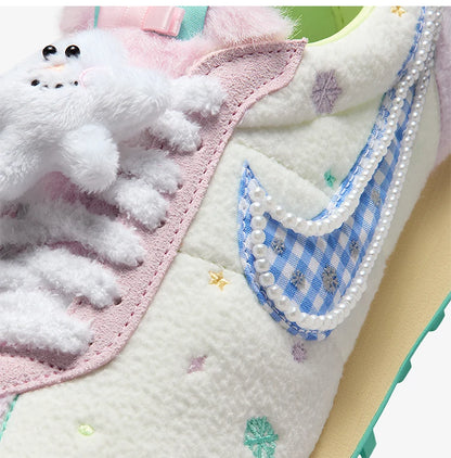 Nike, aito LD-1000 naisten urheilulliset, kulutusta kestävät matalat nauhalliset vapaa-ajan kengät IM6692-197