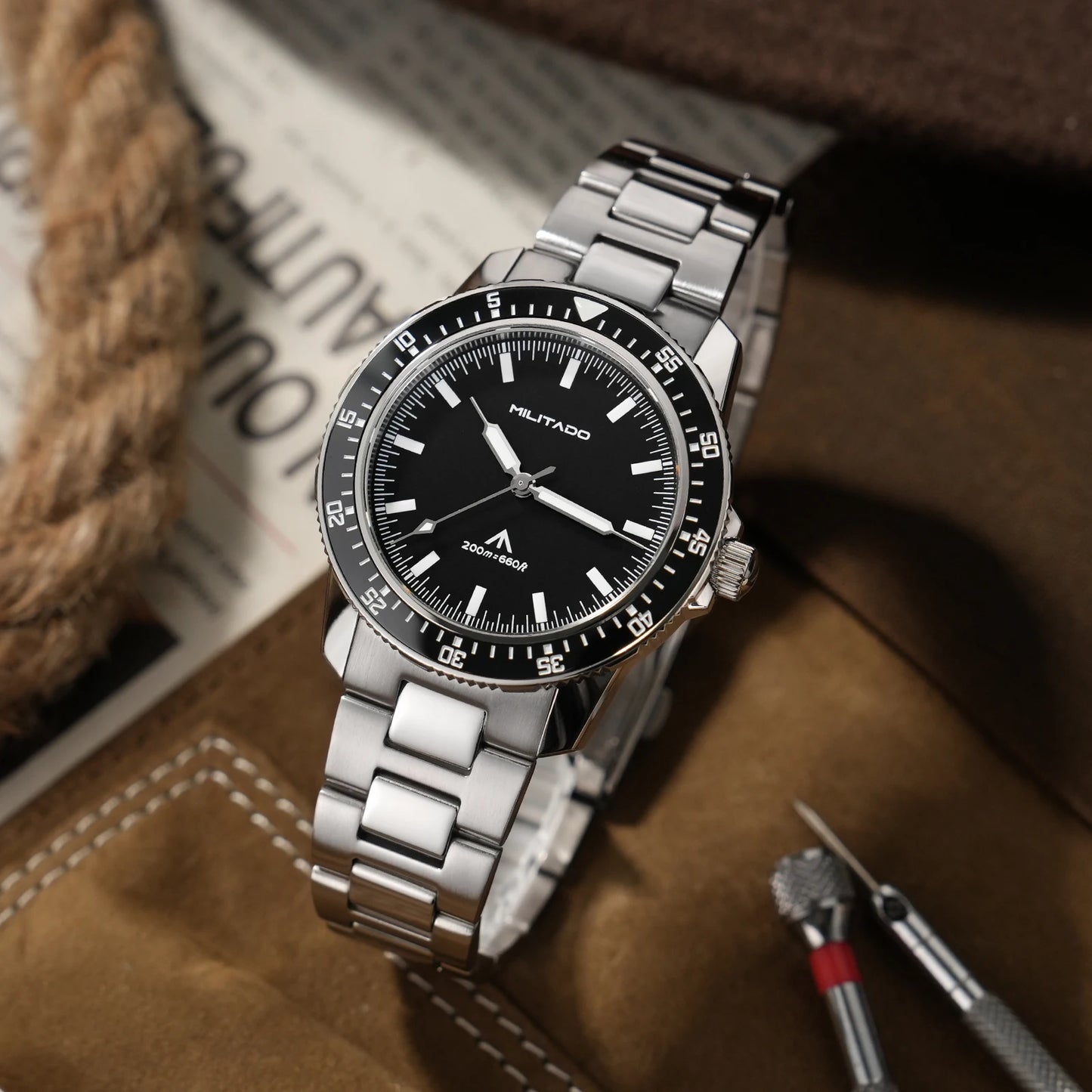 MILITADO ML25 Quartz Dive Watch VH31 Sweep Second Sapphire Crystal 200M Waterproof BGW9 Lume Ceramic Bezel Men Watch