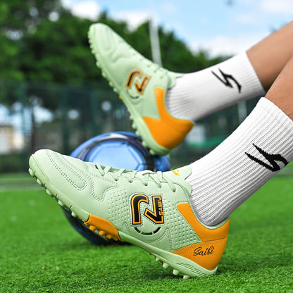 TF/FG launches new professional, personalized and fashionable football sports shoes, comfortable and breathable sports shoes