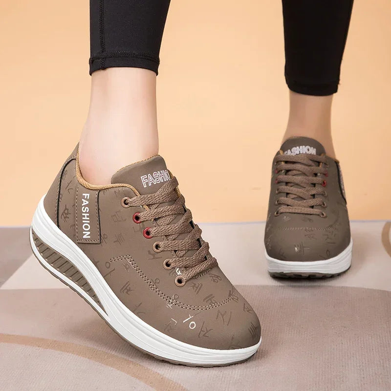 Women Outdoor Thick Bottom Swinging Casual Shoes Fashion Platform Large 42 Flat Bottom Walking Sports Shoes Walking and Running