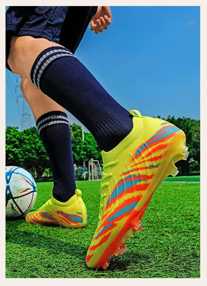 Nuevos zapatos de fútbol unisex para hombre, tacos de fútbol para adultos, ultraligeros, para exterior, deportivos, antideslizantes, cómodos, para césped, de alta calidad