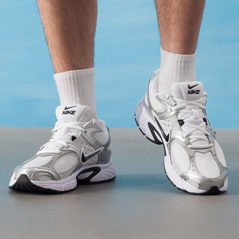 Nike (Nike) V5 Rnr miesten urheilukengät, trendikkäät ja muodikkaat treenikengät, matalavartiset mukavat vapaa-ajan kengät Hj5228-104