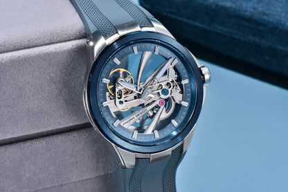 Herrenuhr von PAGANI DESIGN – Mechanisches Luxusuhrwerk mit Automatikaufzug, „Skelett“-Ausführung (mit offenem Herz), ausgestattet mit einem Tourbillon, Saphirglas mit Antireflexbeschichtung, wasserdicht und leuchtend.